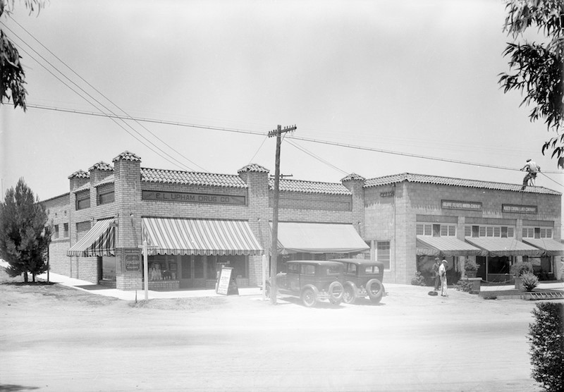 Historic 1926 photo of E.L. Upham Drug Co. and the North Corona Land Company
